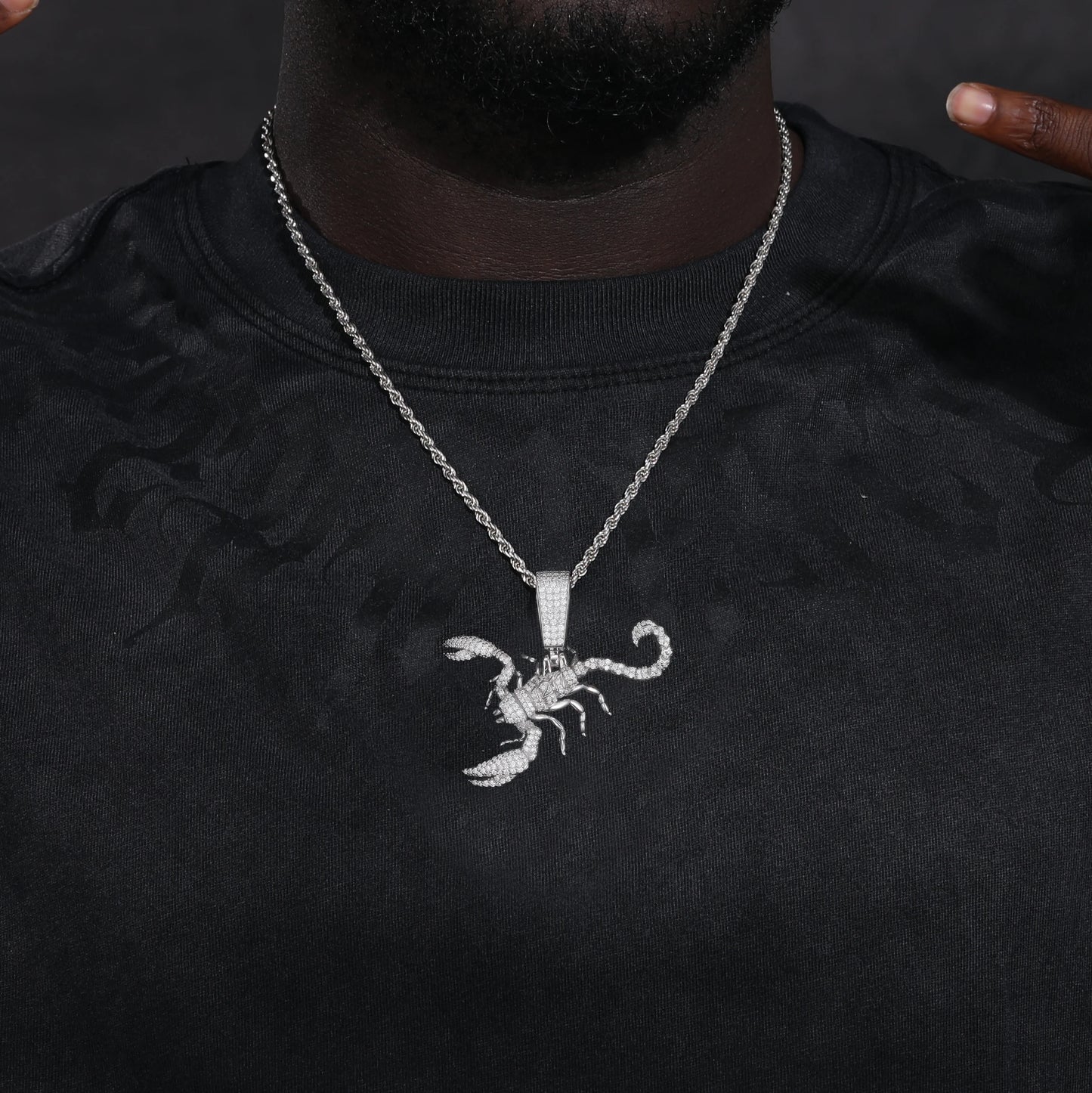 TUHE Unisex Scorpion Pendant